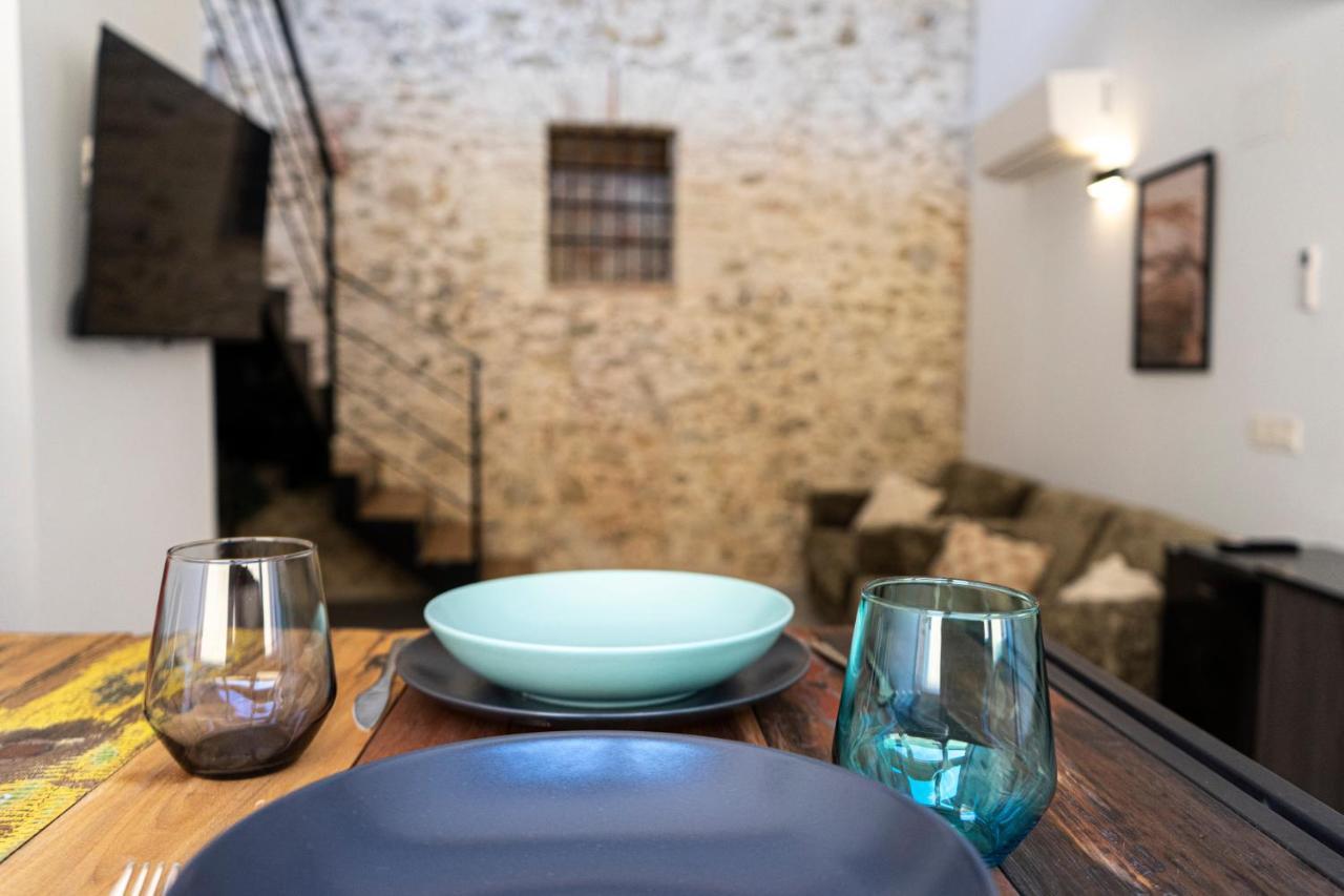 Apartamentos Bocairenthomes, En Pleno Centro De Bocairent, Con Pequena Piscina Y Parking Privado Exteriér fotografie