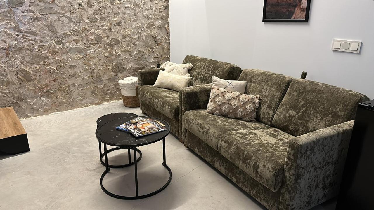 Apartamentos Bocairenthomes, En Pleno Centro De Bocairent, Con Pequena Piscina Y Parking Privado Exteriér fotografie